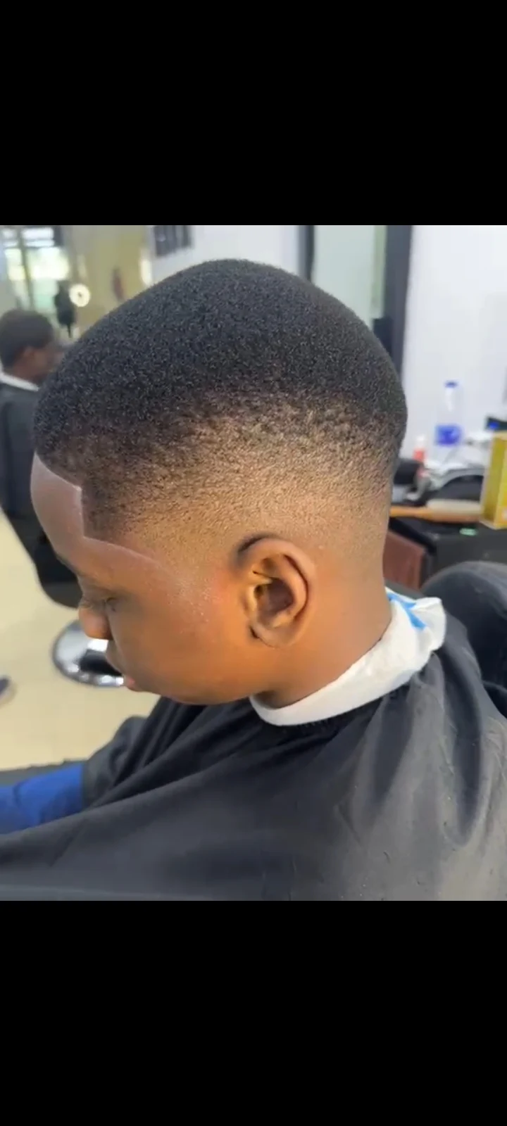Azubike's Cutz