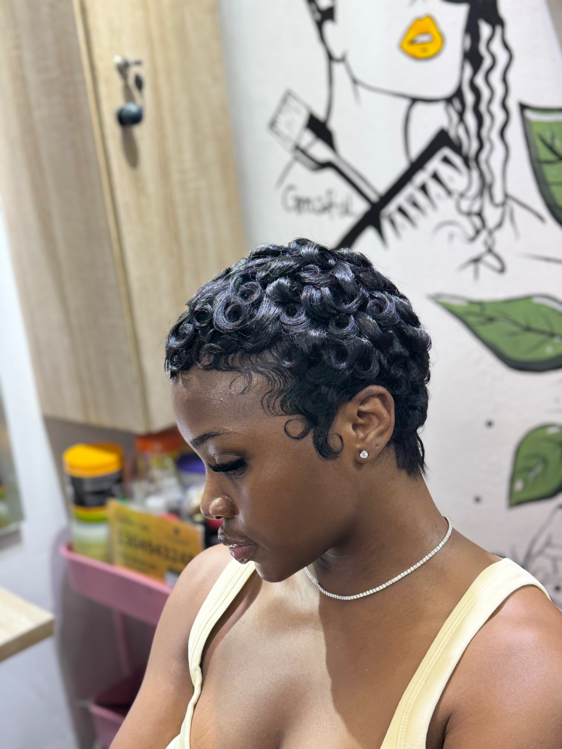 Pixie haircut in Lekki β Hair, Braids & Locs, Wig Installation